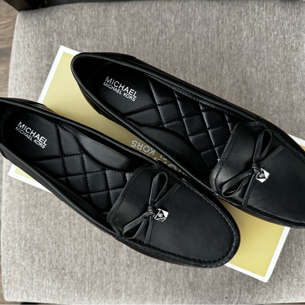 Michael Kors Black Loafers for Women| Juliette Moc Leather 7.5
